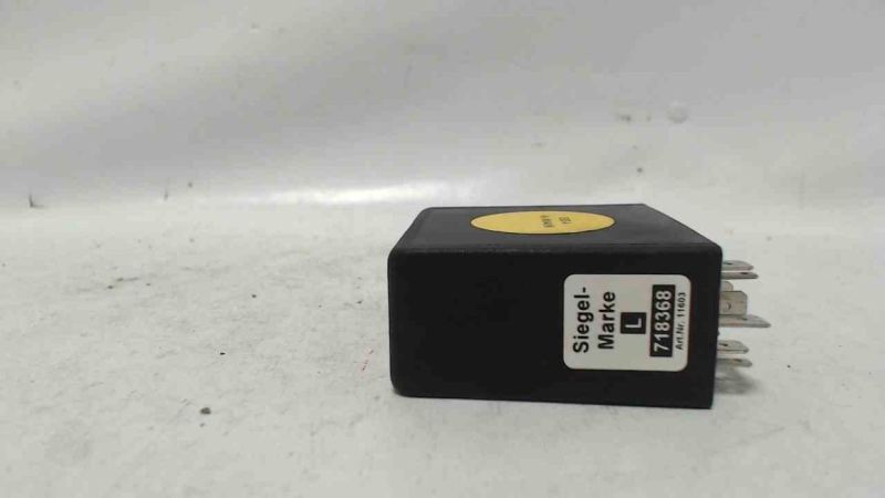 Relais Nebelscheinwerfer NebelschlussleuchteAUDI A4 AVANT (8D5, B5) 1.8